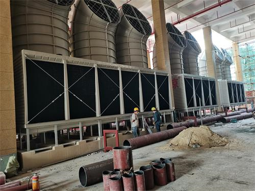 冷卻塔降溫效果取決于散熱片、風(fēng)機(jī)風(fēng)量,閉式冷卻塔降溫效果