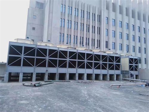 懸掛式冷卻塔填料特點,冷卻塔維修填料更換的意義(方形冷卻塔填料)