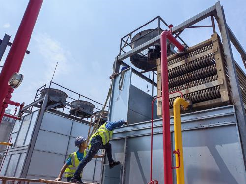 閉式冷卻塔為什么會有這么多耗水量,閉式冷卻塔廠家